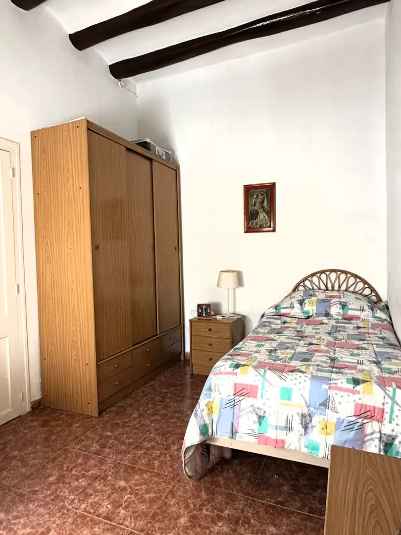Dormitori de Casa o xalet en venda en Sant Boi de Llobregat amb Aire condicionat, Terrassa i Traster