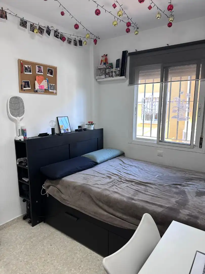 Habitación de Casa o chalet en venta en Alhaurín de la Torre con Aire acondicionado, Calefacción y Terraza