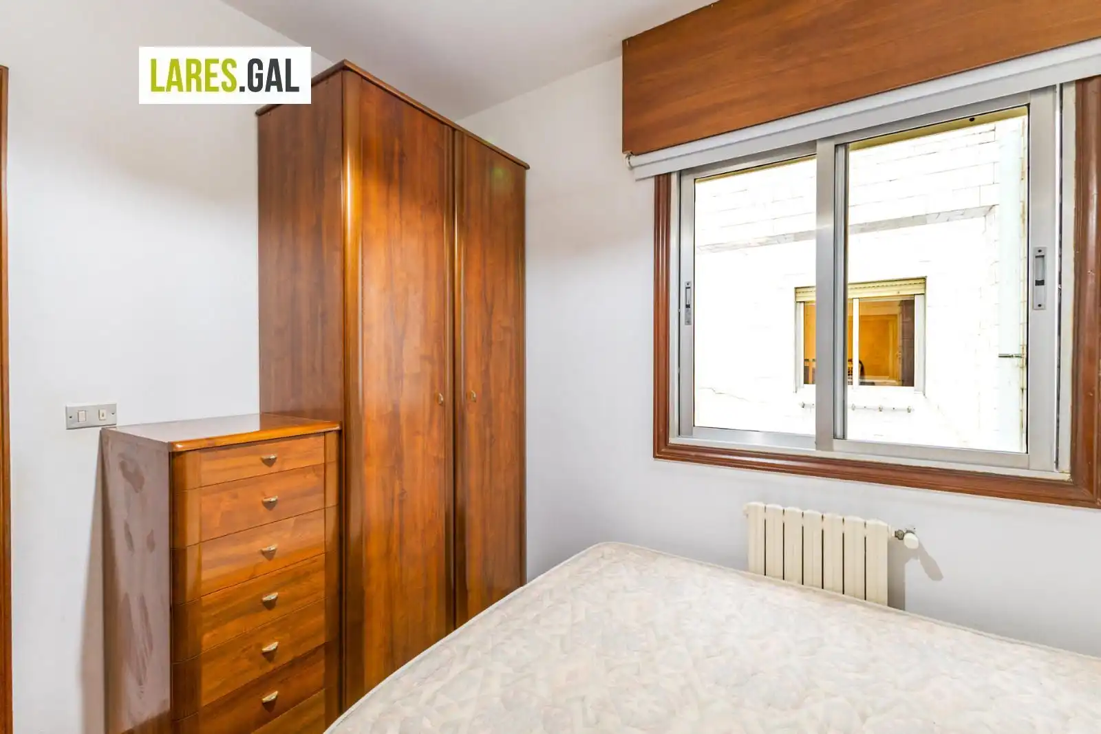 Habitación de Piso en venta en Cangas  con Calefacción, Terraza y Trastero