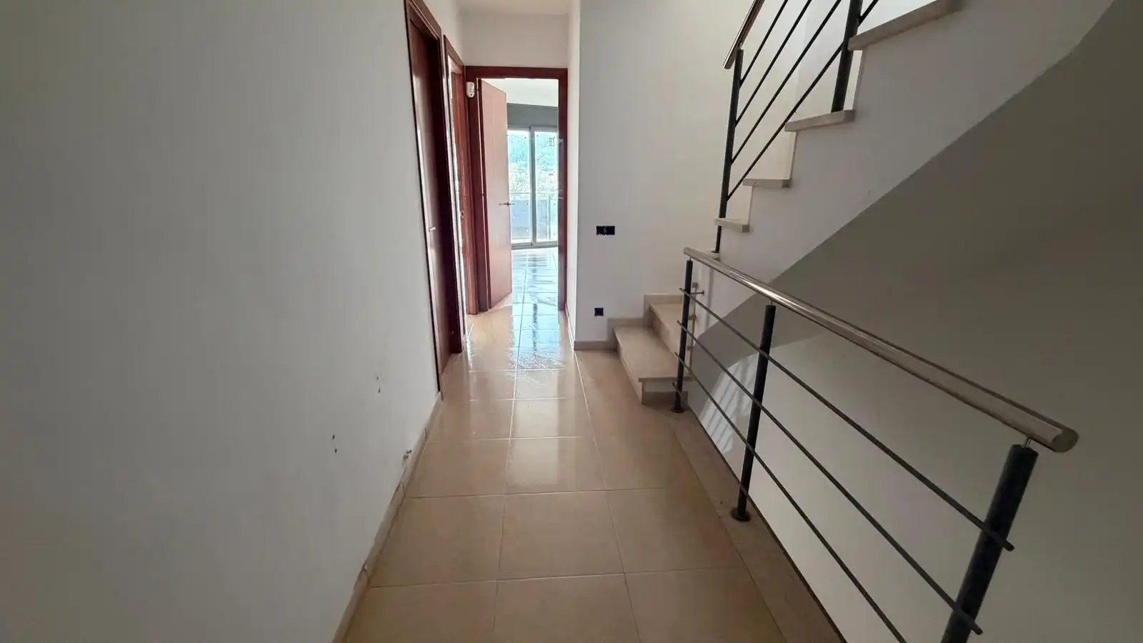 Semi-detached house for sale in C/ Domenec Refart, imagen 4