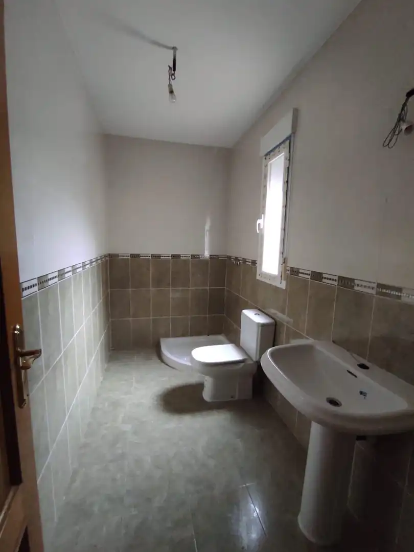 Baño de Casa adosada en venta en Cadalso de los Vidrios