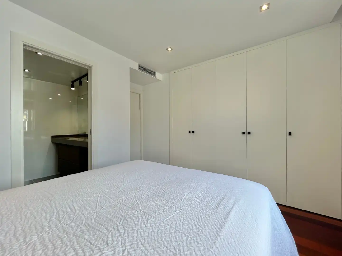 Dormitori de Apartament en venda en Málaga amb Aire condicionat, Calefacció i Terrassa
