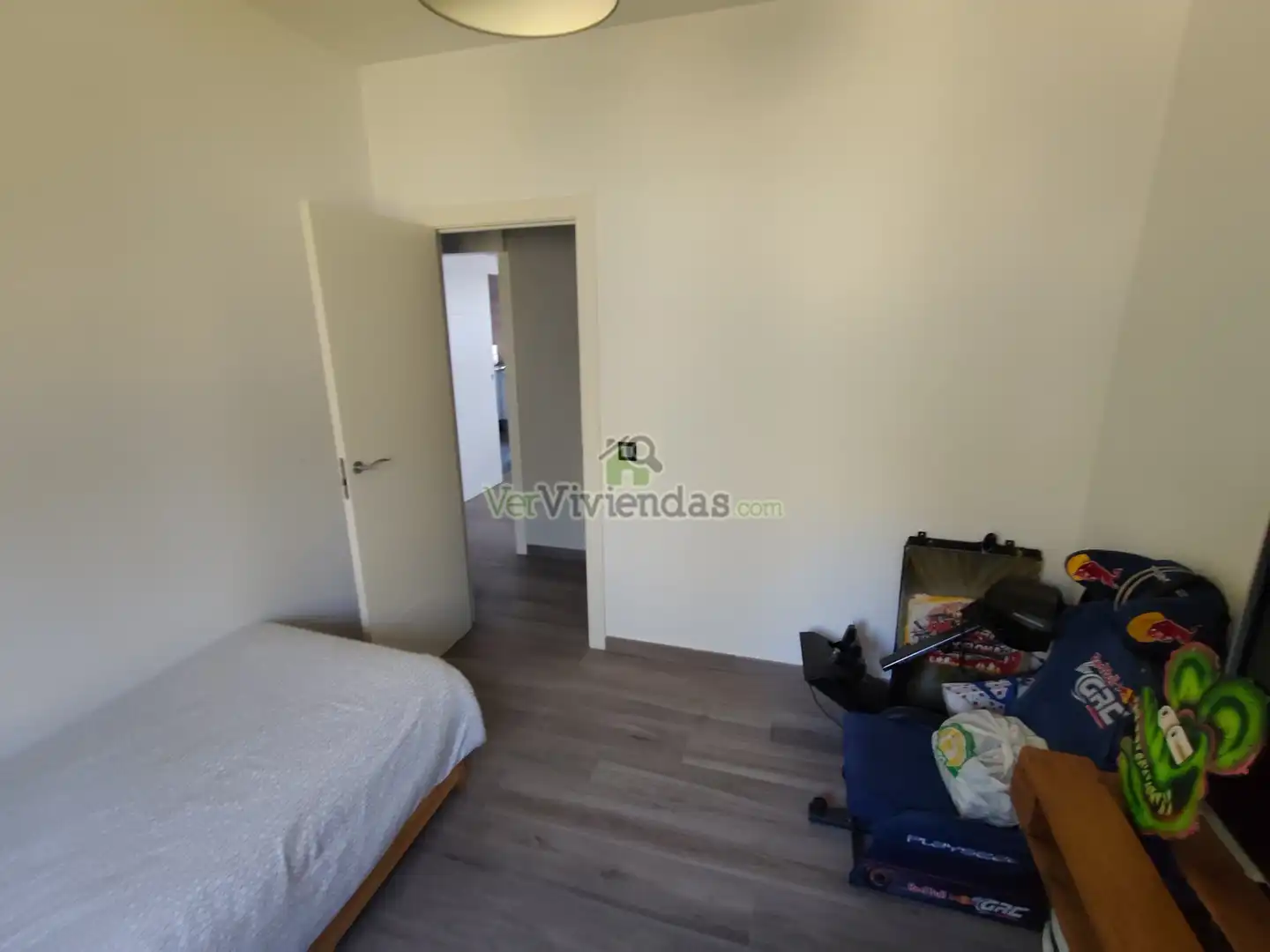 Dormitori de Casa o xalet en venda en Vallirana amb Aire condicionat, Calefacció i Jardí privat
