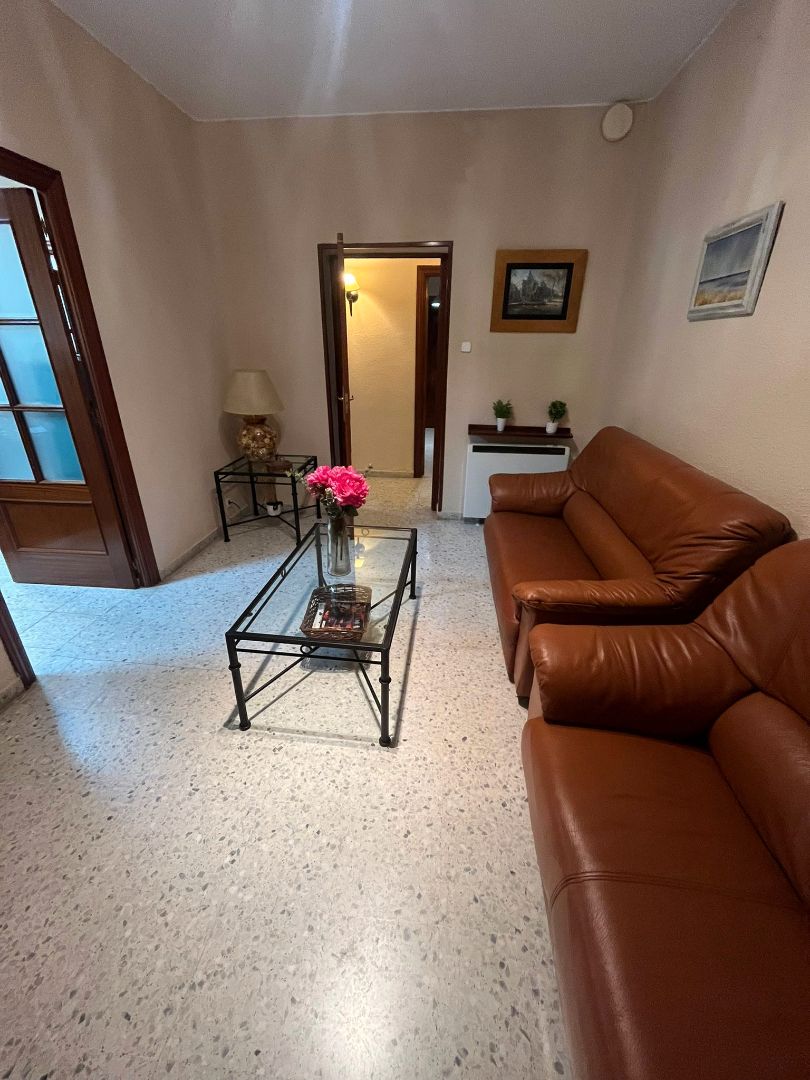 Living room of Flat for sale in Aranjuez  with Air Conditioner, Heating and Furnished