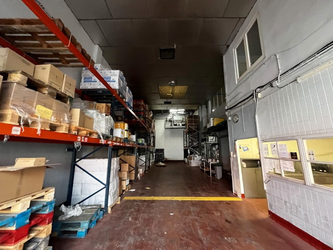 Nau industrial en venda en Cornellà de Llobregat amb Calefacció i Alarma