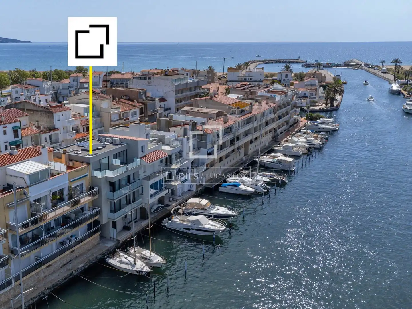 Detached house with terrace for sale in Port Grec - Port Moxó