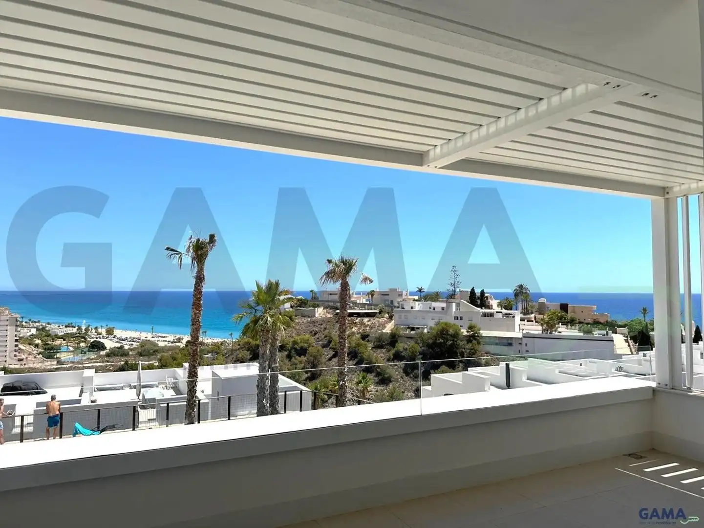 Terrassa de Pis en venda en Villajoyosa / La Vila Joiosa amb Aire condicionat, Moblat i Piscina comunitària