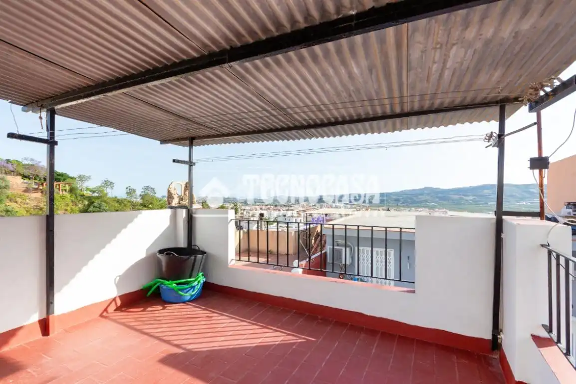Terrassa de Casa o xalet en venda en Vélez-Málaga amb Terrassa i Balcó