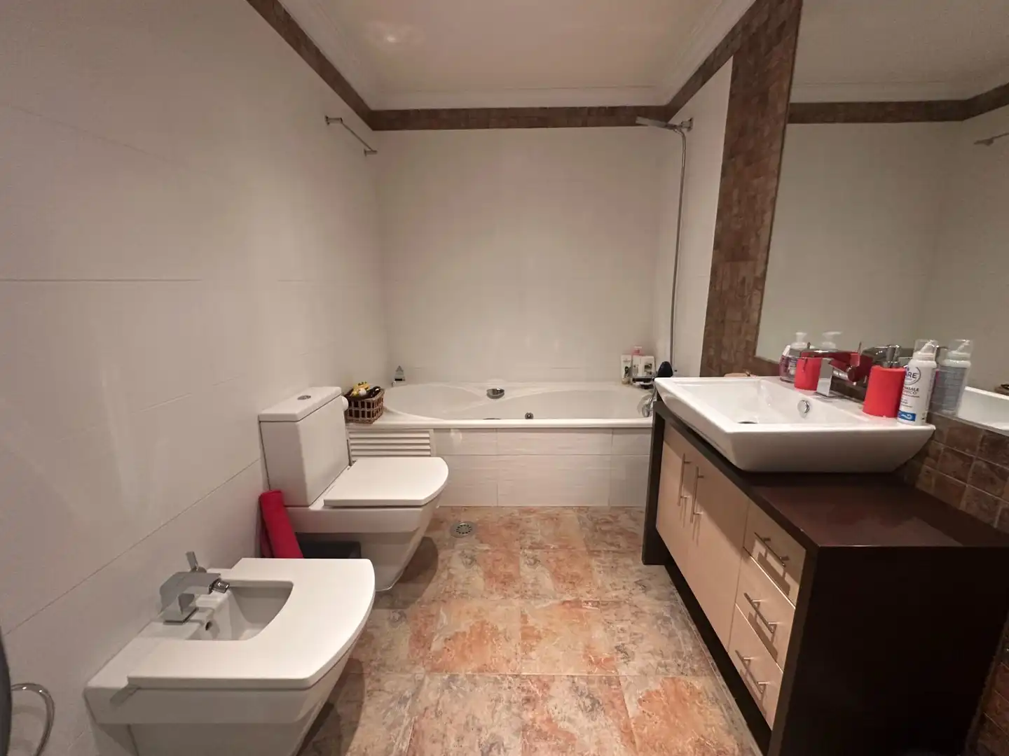 Baño de Casa o chalet en venta en Jaca con Calefacción, Jardín privado y Parquet