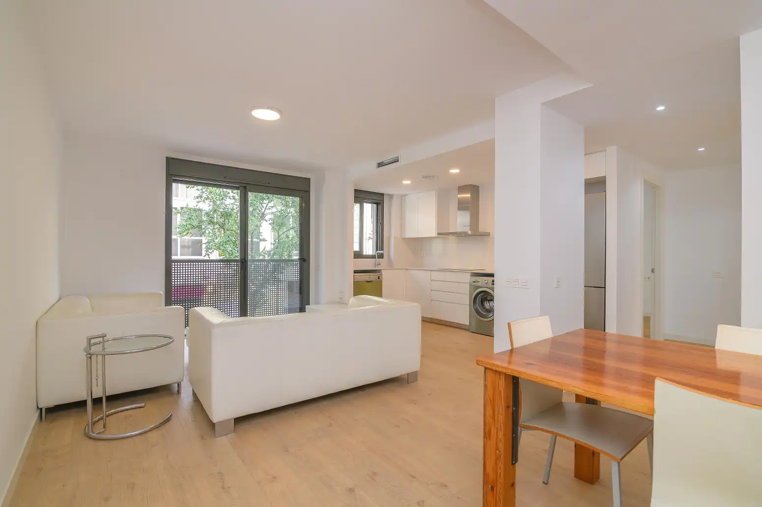 Living room of Flat for sale in Sant Boi de Llobregat  with Air Conditioner, Heating and Balcony