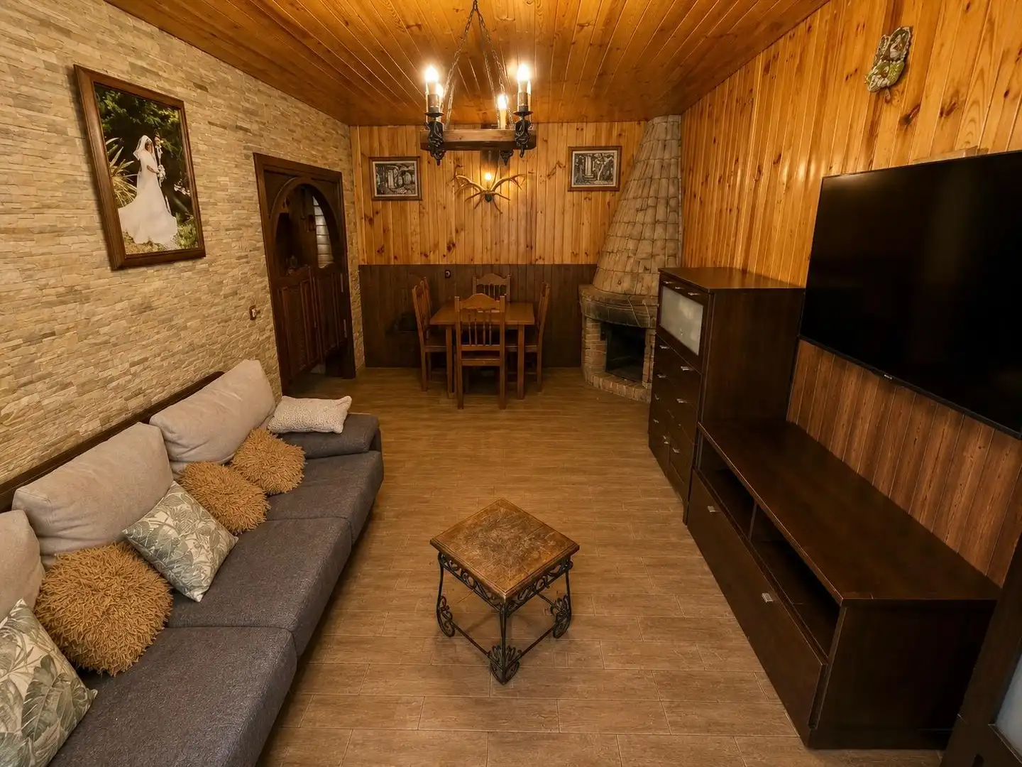 Living room of Detached homes for sale in Torrejón de la Calzada  with Air Conditioner, Heating and Private garden
