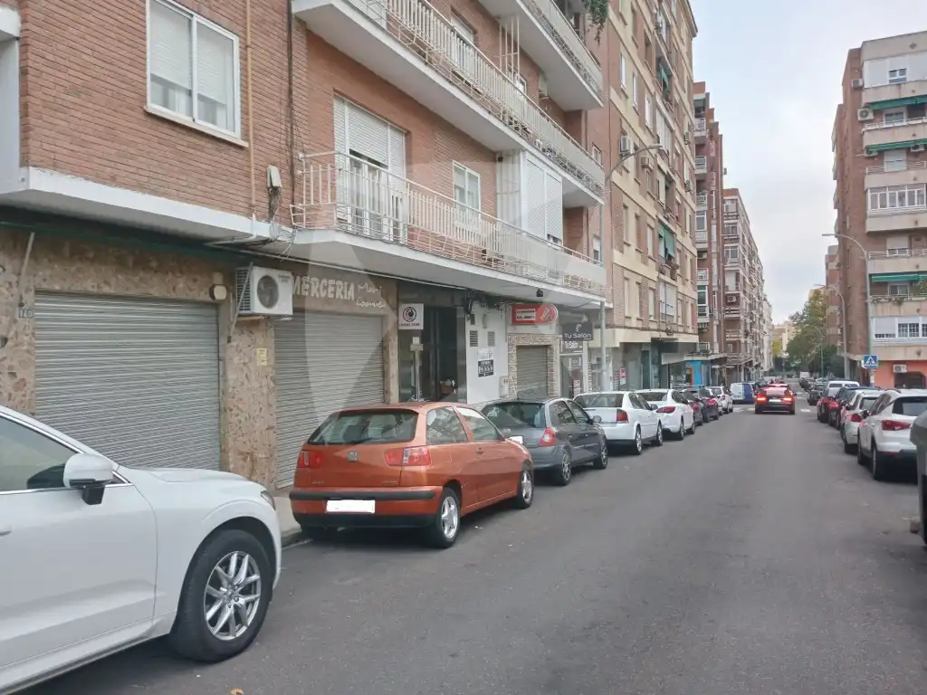 Gewerbefläche zur Miete in Calle Francisco Lujan