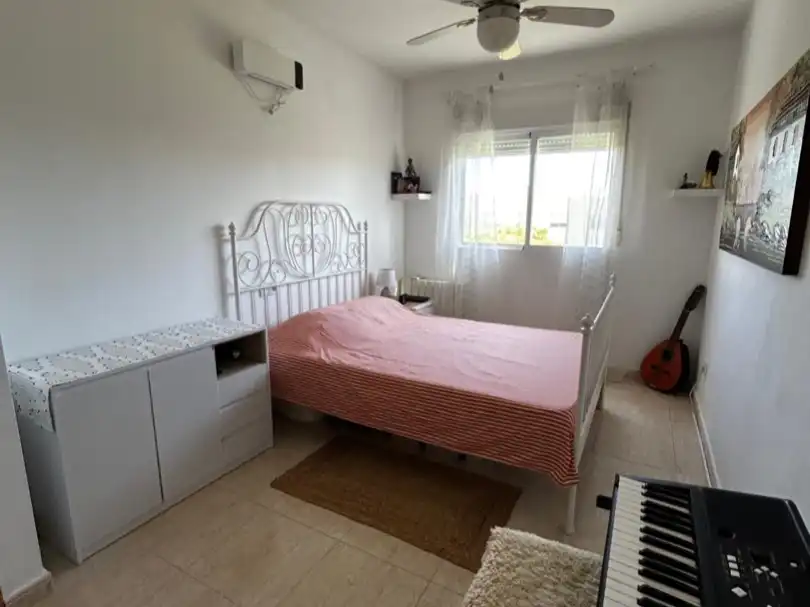 Habitación de Casa o chalet en venta en Guardamar de la Safor, Valencia