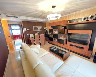 Sala d'estar de Casa adosada en venda en Albalat dels Sorells amb Aire condicionat, Terrassa i Balcó