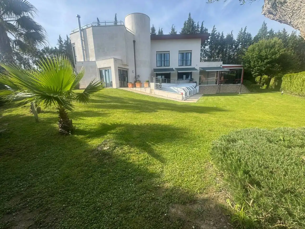 Casa o xalet en venda en Donostia - San Sebastián  amb Aire condicionat, Calefacció i Jardí privat