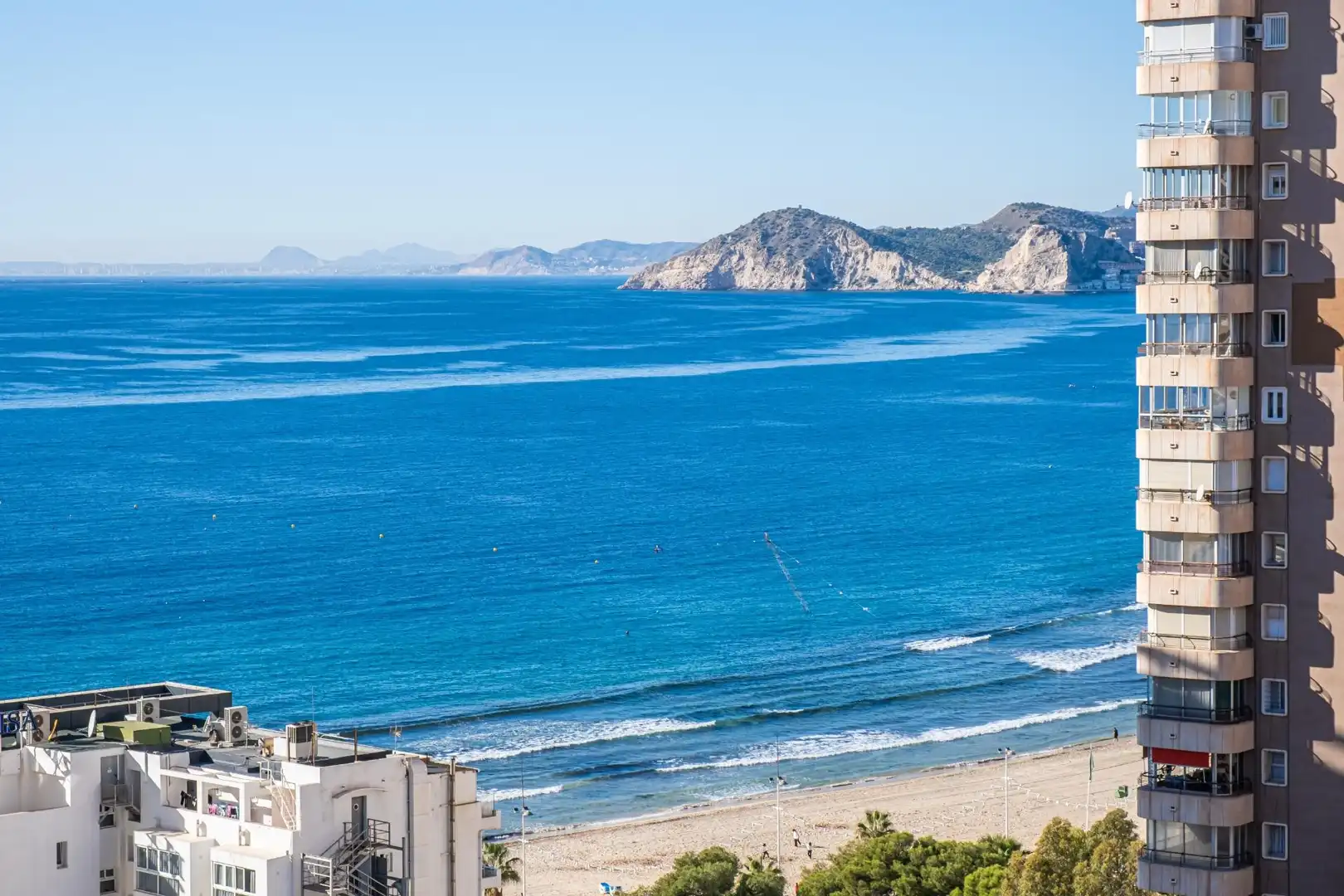 Außenansicht von Wohnungen zum Verkauf in Benidorm mit Klimaanlage, Heizung und Möbliert