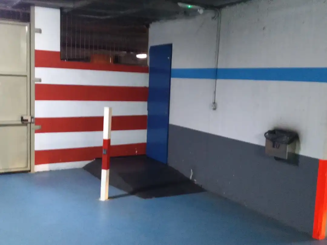 Garage for rent in Santiago de Compostela   with Alarm