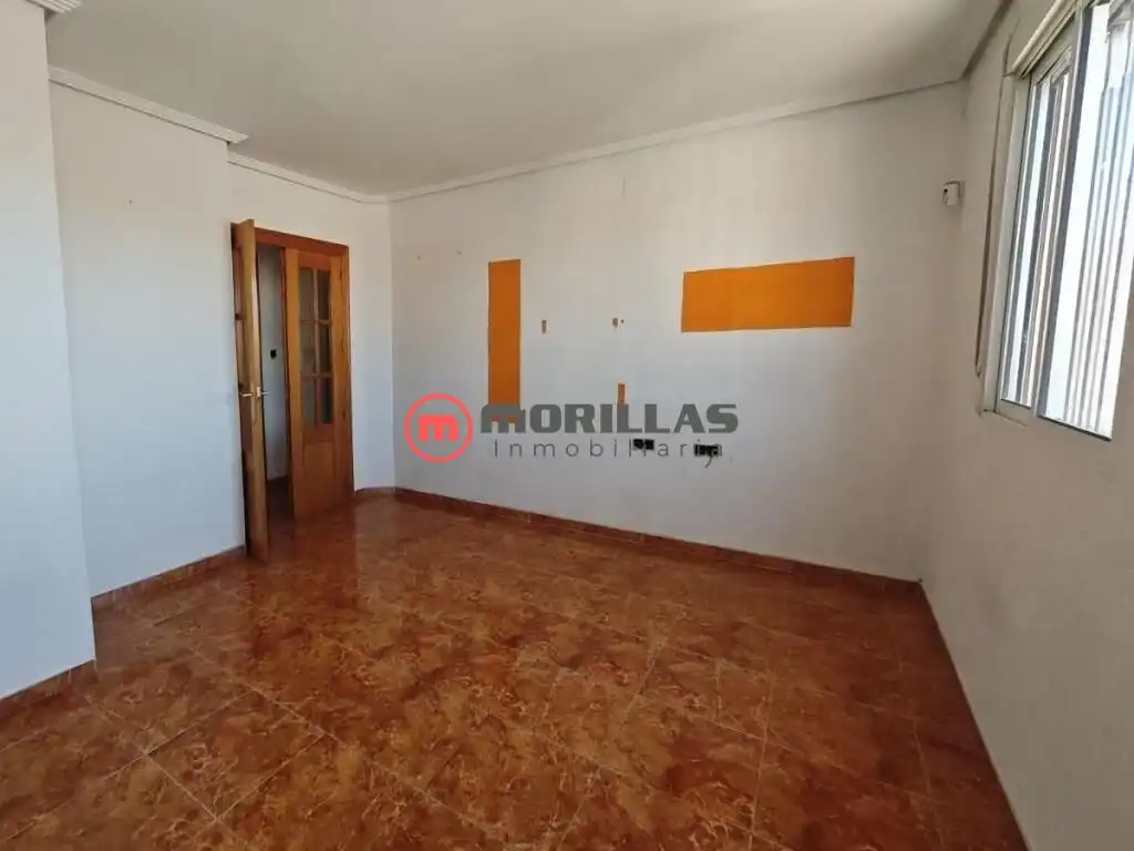 Piso con terraza en venta en Calle de la Aurora, imagen 2