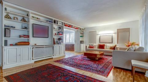 Foto 2 von Wohnung zur Miete in Calle Raset, Sant Gervasi- Galvany,  Barcelona Capital