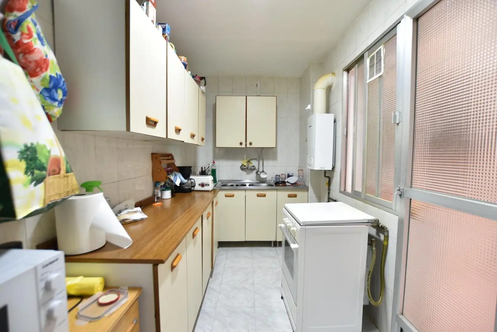Kitchen of Flat for rent in Granada  with Furnished