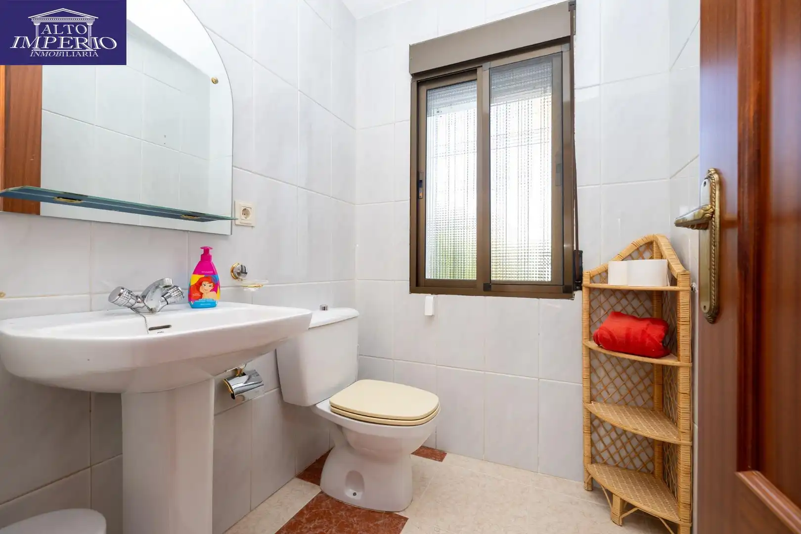 Villa mit Pool zum Verkauf in Calle Lindaraja, imagen 17