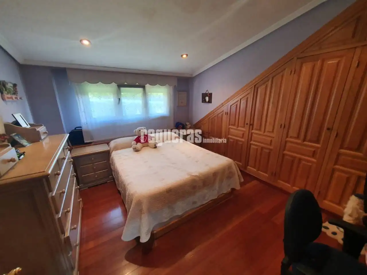 Habitación de Casa o chalet en venta en Avilés con Calefacción, Parquet y Terraza