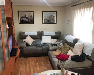 Living room of Flat for sale in Cáceres Capital  with Air Conditioner, Heating and Balcony