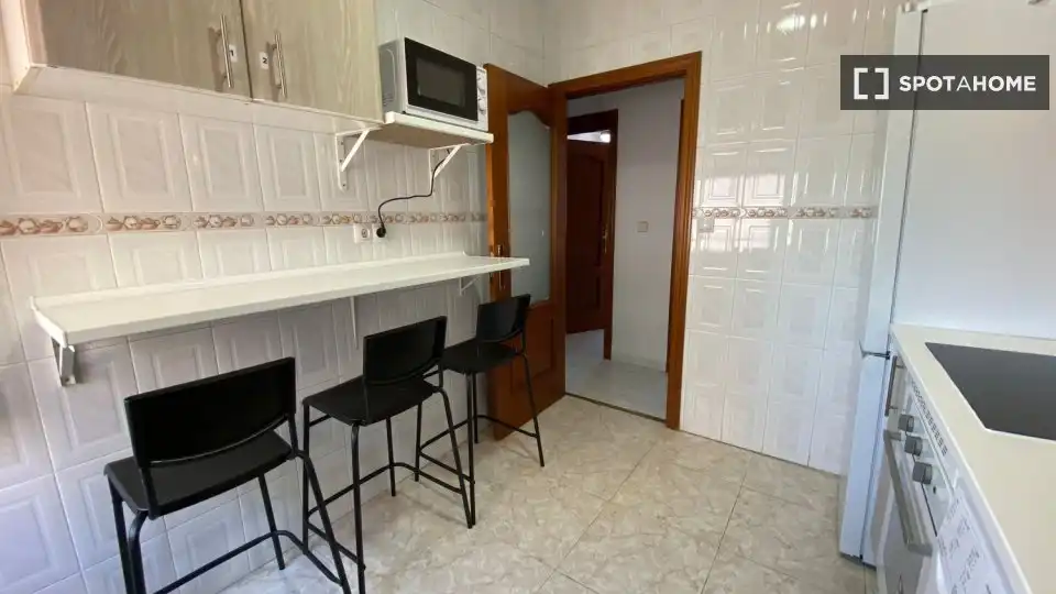 Cocina de Piso de alquiler en Madrid con Aire acondicionado, Calefacción y Amueblado