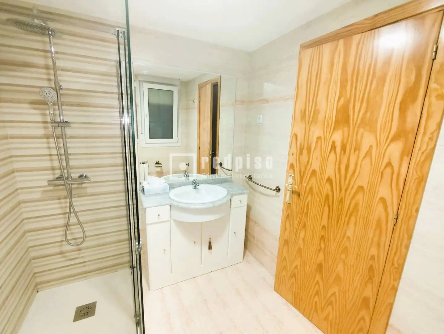 Bathroom of Houses for rent in Guadalajara  with Air Conditioner, Heating and Private garden