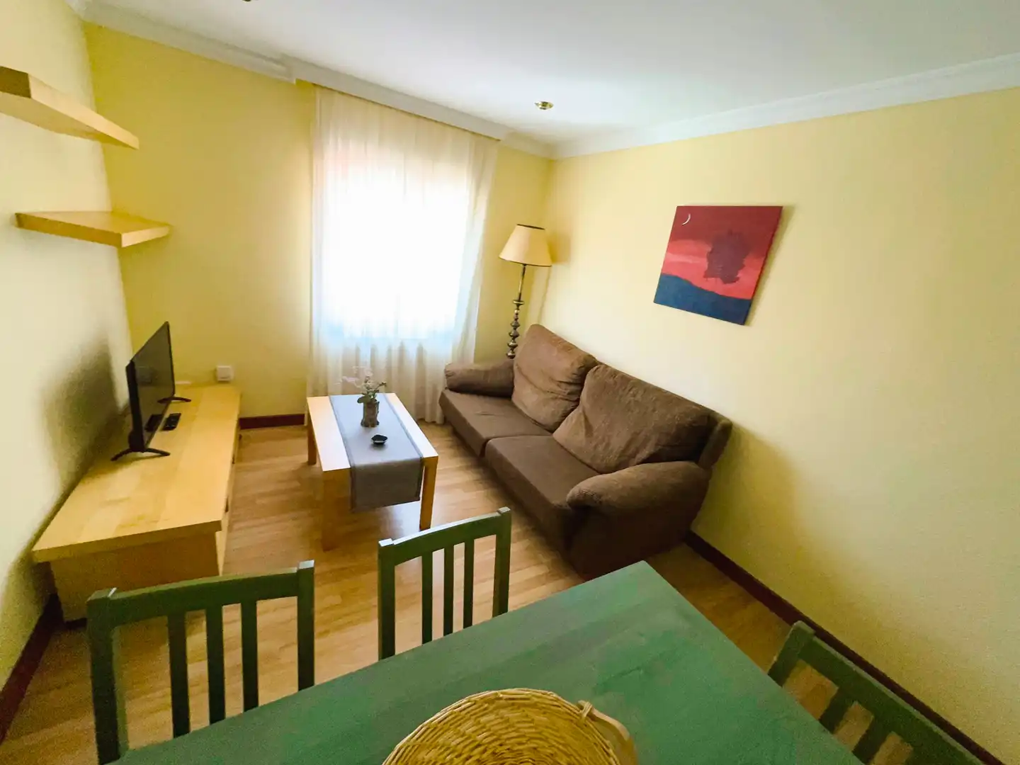 Living room of Flat for rent in Palencia  with Heating, Parquet flooring and Furnished