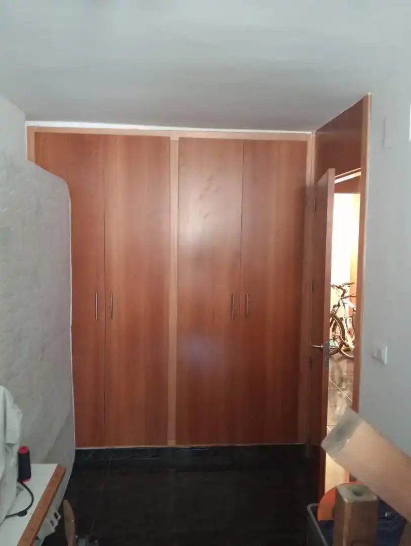 Habitación de Casa adosada en venta en Tragacete con Balcón