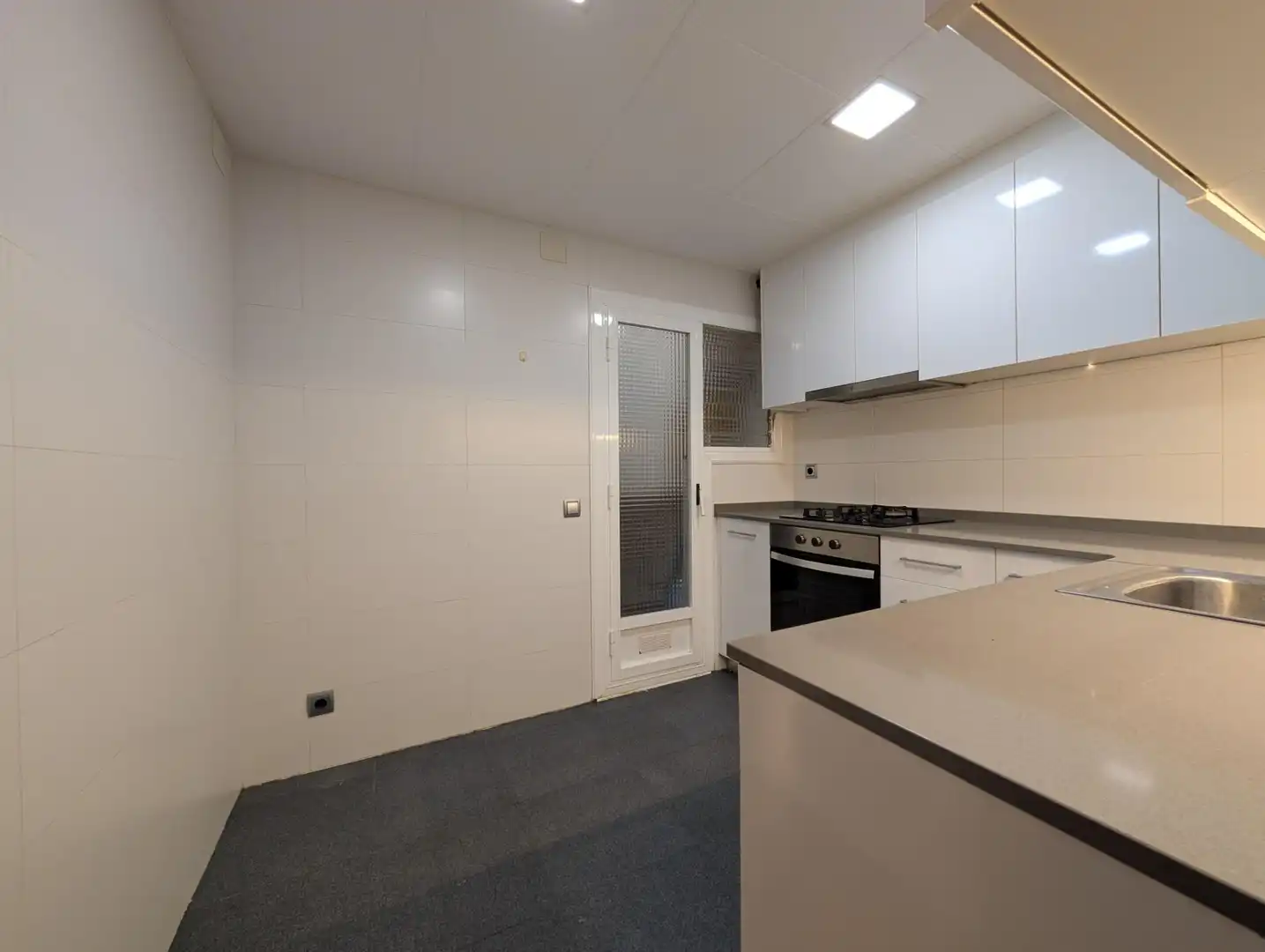 Kitchen of Flat for sale in Molins de Rei  with Air Conditioner