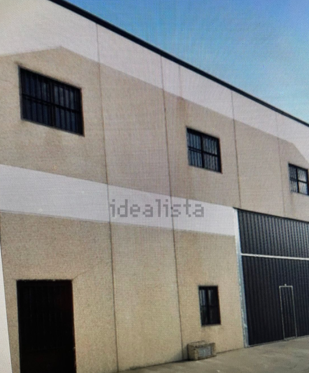 Vista exterior de Nau industrial de lloguer en Yuncler