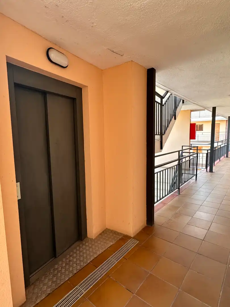 Apartament amb ascensor en venda a Carrer del Monestir de Poblet 16, imagen 57