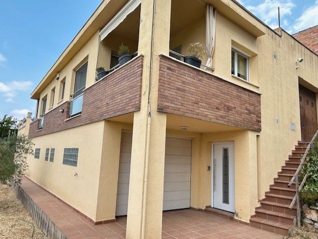 Vista exterior de Casa o xalet en venda en Subirats amb Terrassa, Traster i Forn