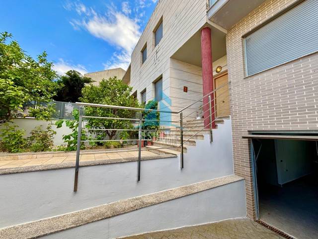 Casa adosada en Venta en Park Nord - Casona