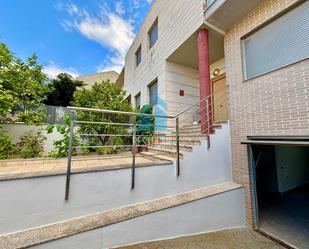 Vista exterior de Casa adosada en venda en Gandia amb Calefacció, Jardí privat i Terrassa
