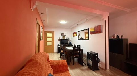 Foto 2 de Piso en venta en El Pedró, Cornellà de Llobregat