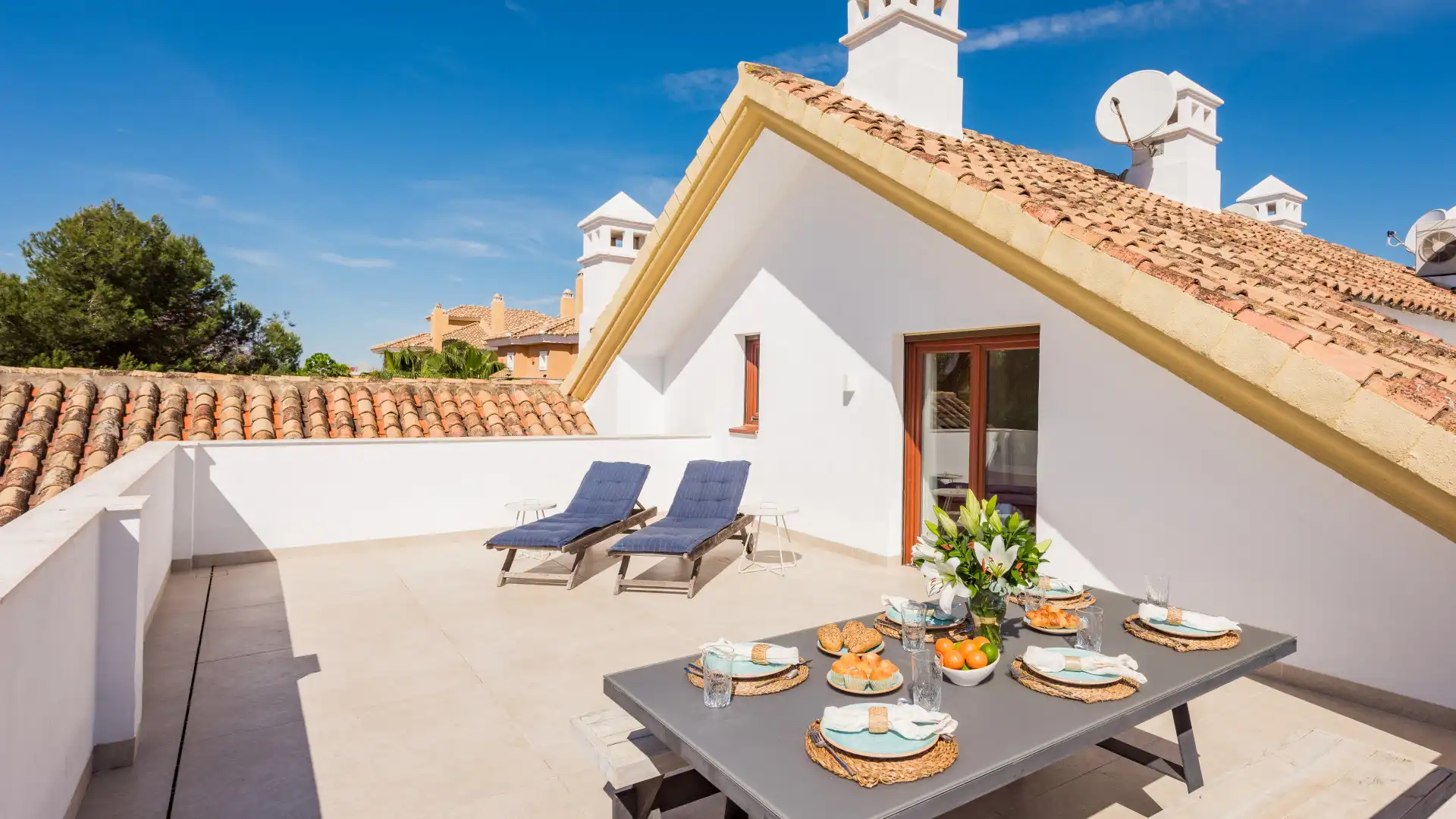Penthouse with pool for sale in Milla de Oro, imagen 2