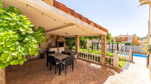 Foto 5 de Casa o chalet en venta en Calle de Los Valles, Serranillos del Valle, Madrid