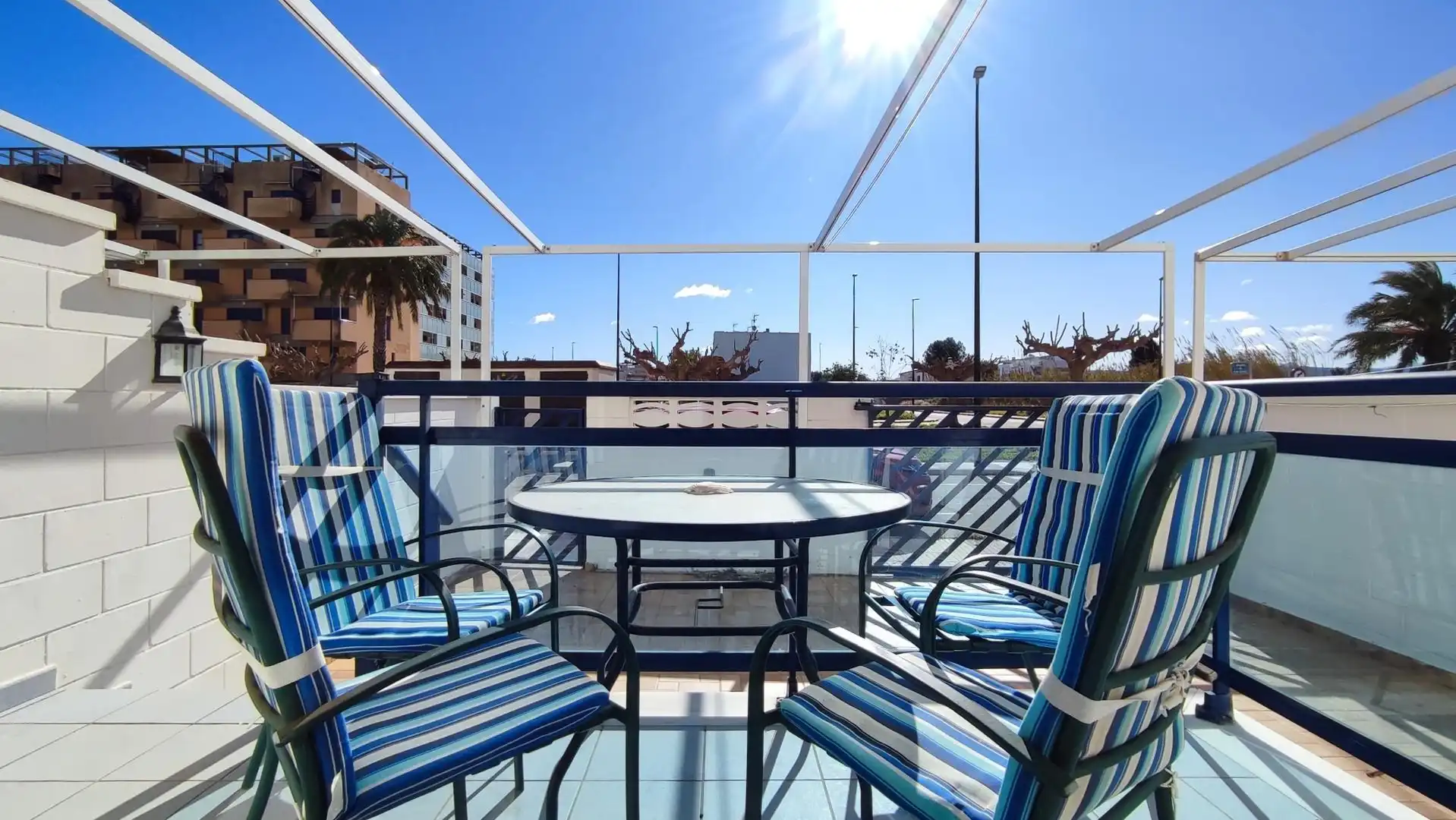 Terrasse von Wohnungen zum Verkauf in Daimús mit Gemeinschaftspool