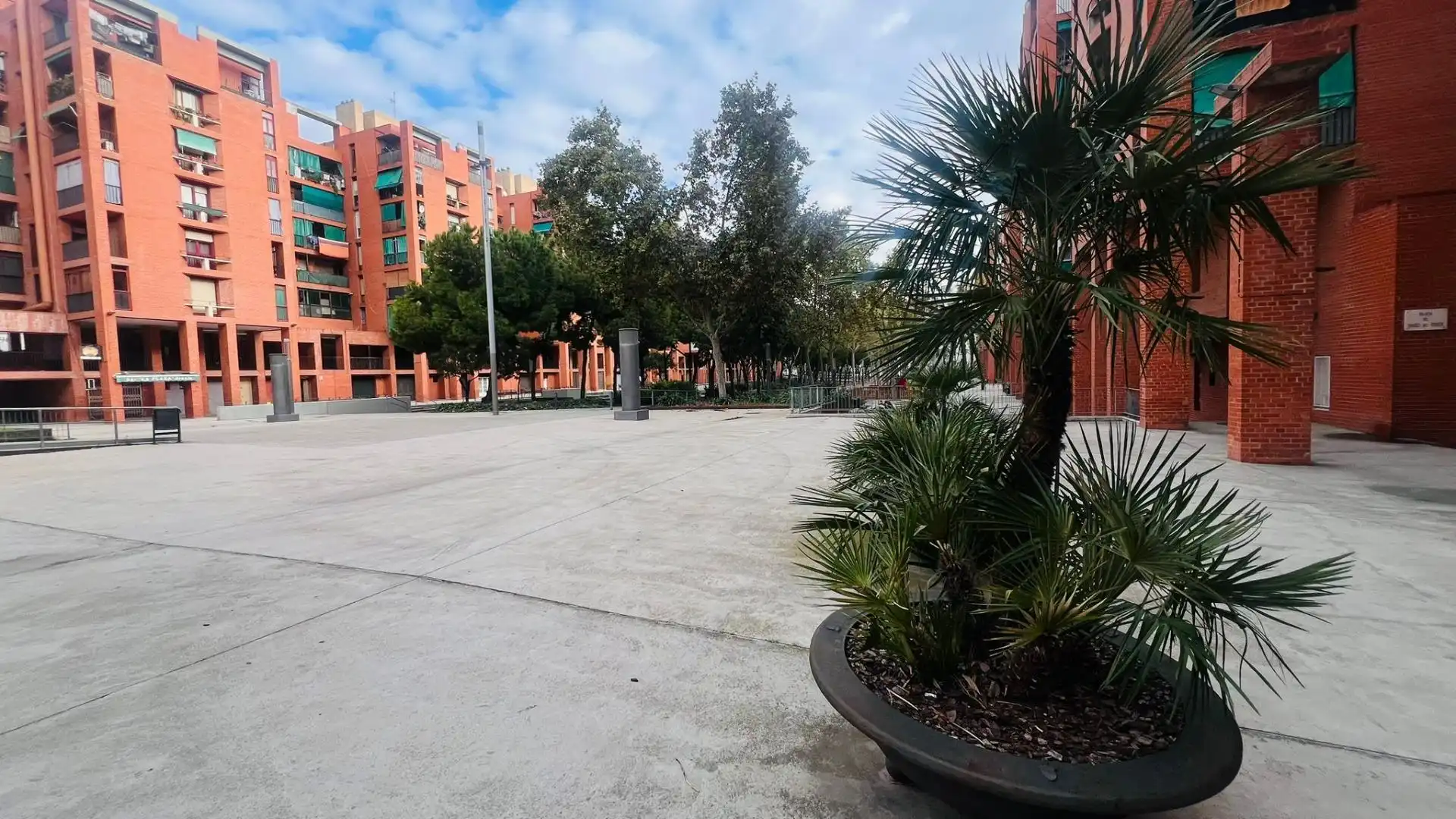 Vista exterior de Ático en venta en Barcelona con Aire acondicionado y Balcón