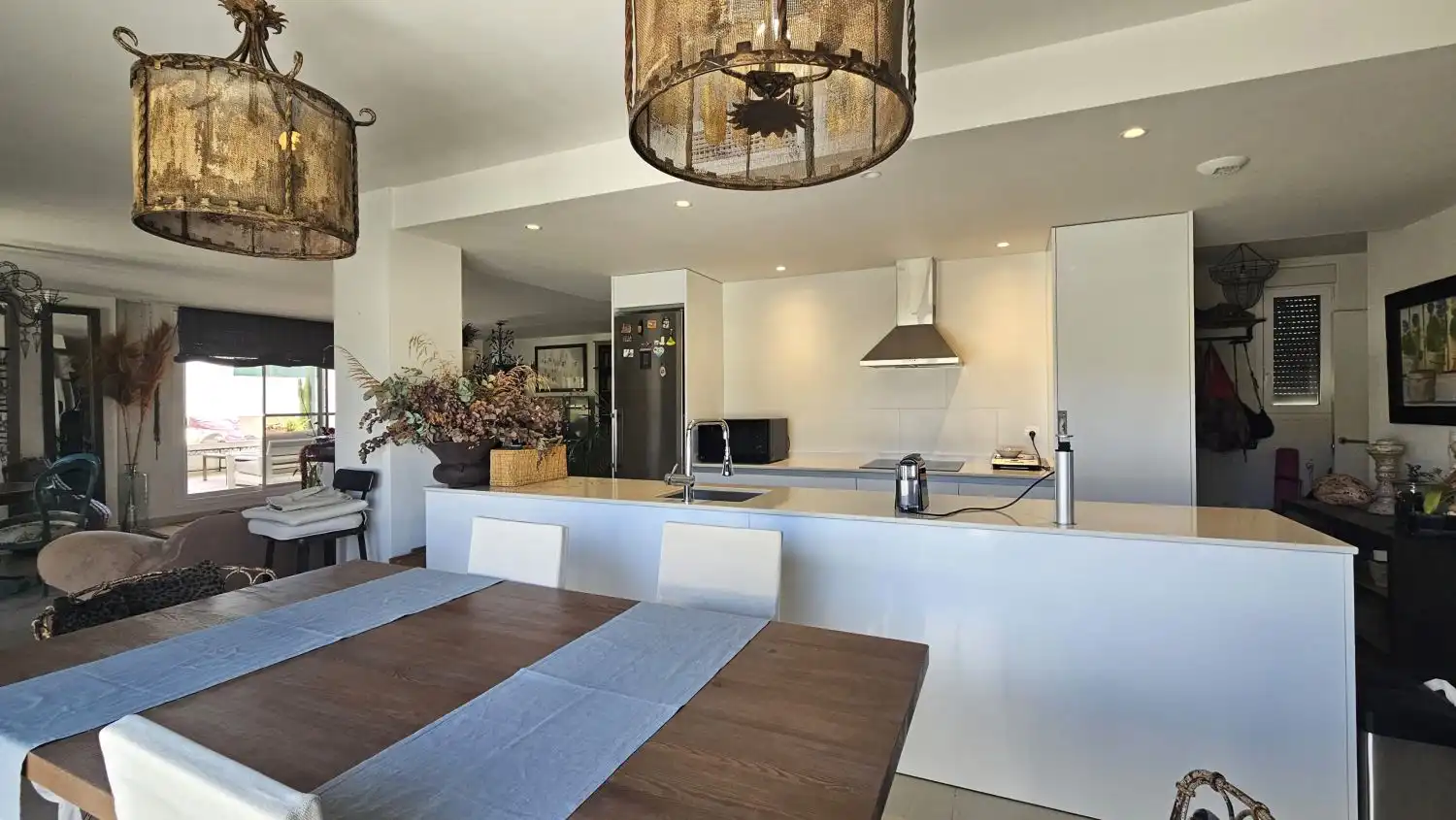 Menjador de Apartament de lloguer en Sotogrande amb Aire condicionat, Calefacció i Terrassa