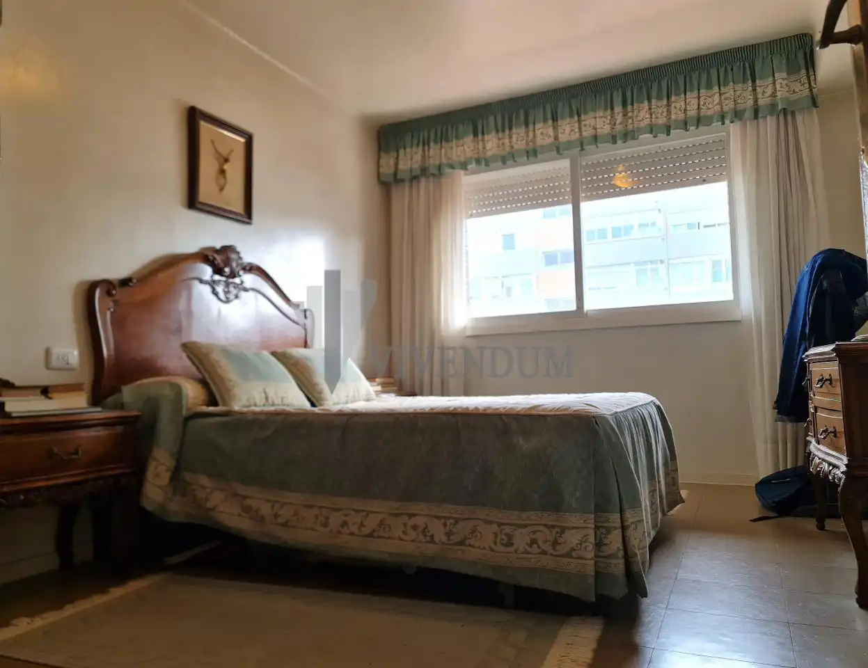 Habitación de Piso en venta en Vigo  con Calefacción, Terraza y Trastero