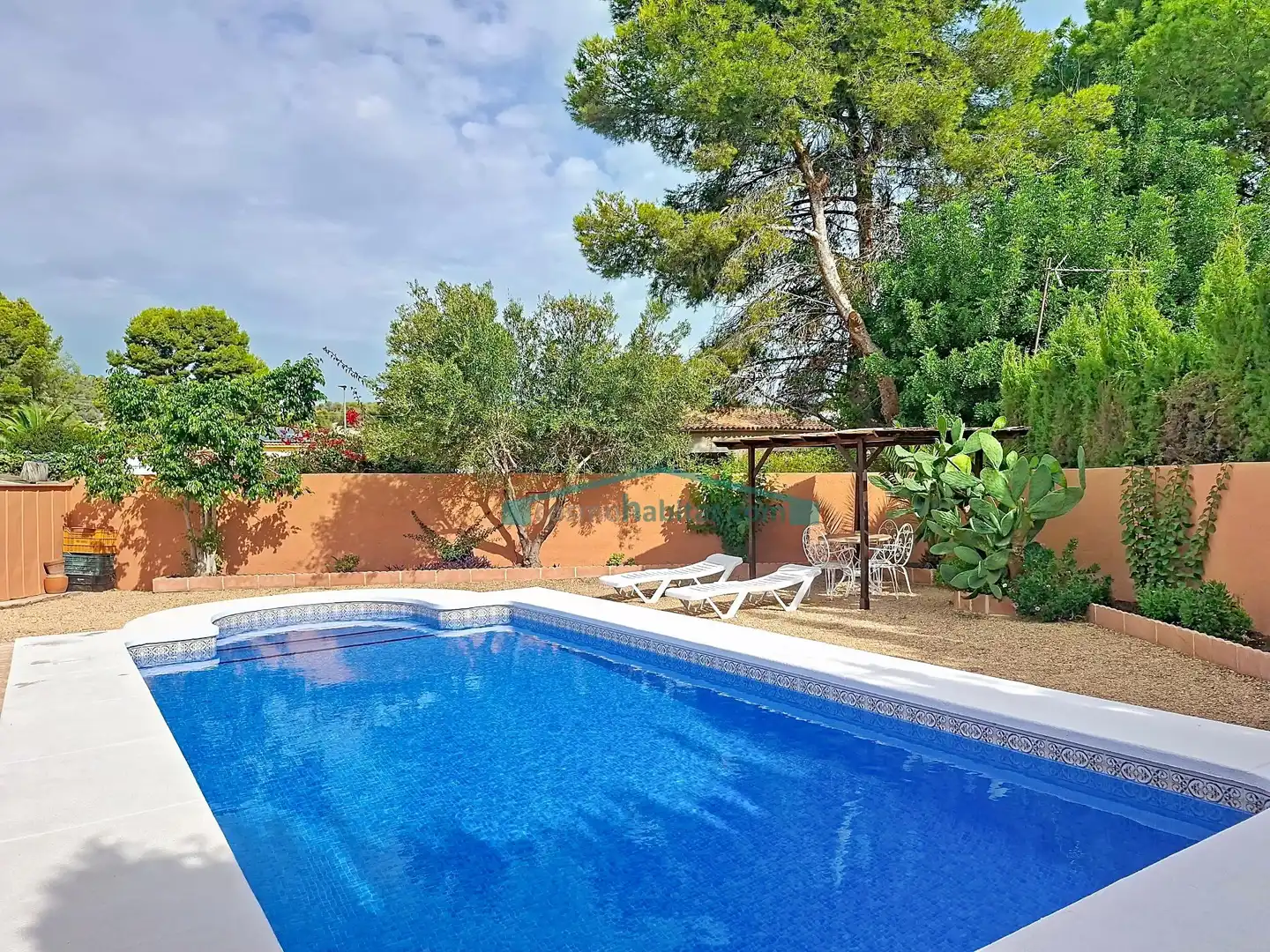 Villa mit Pool zum Verkauf in Escandinavia - Cautivador