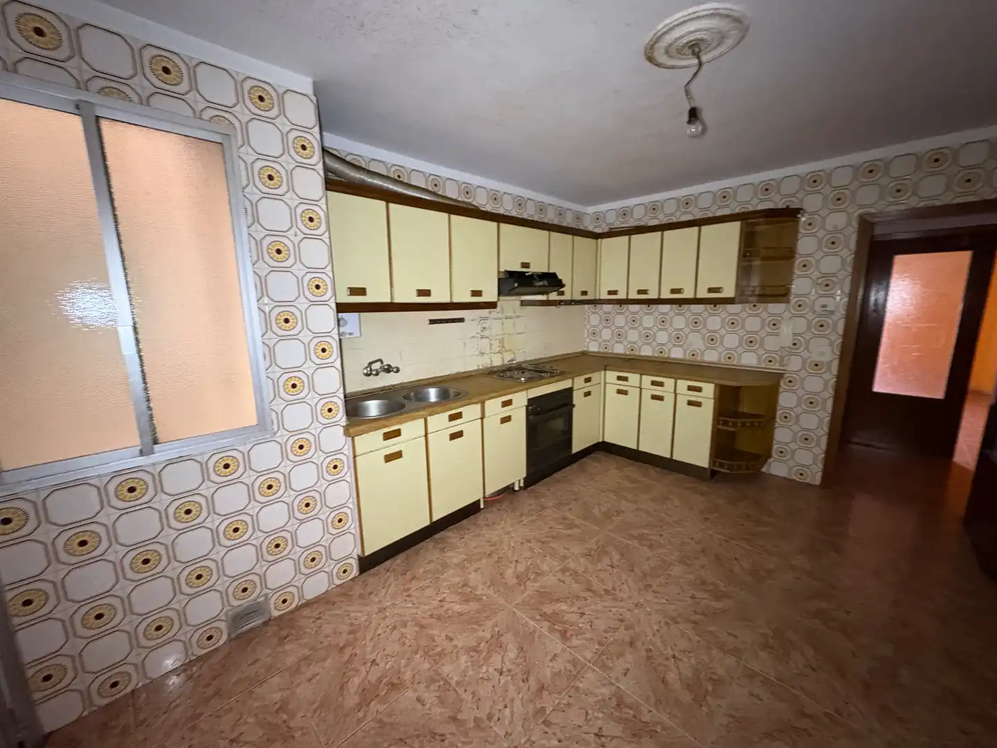 Kitchen of Flat for sale in Narón  with Storage room