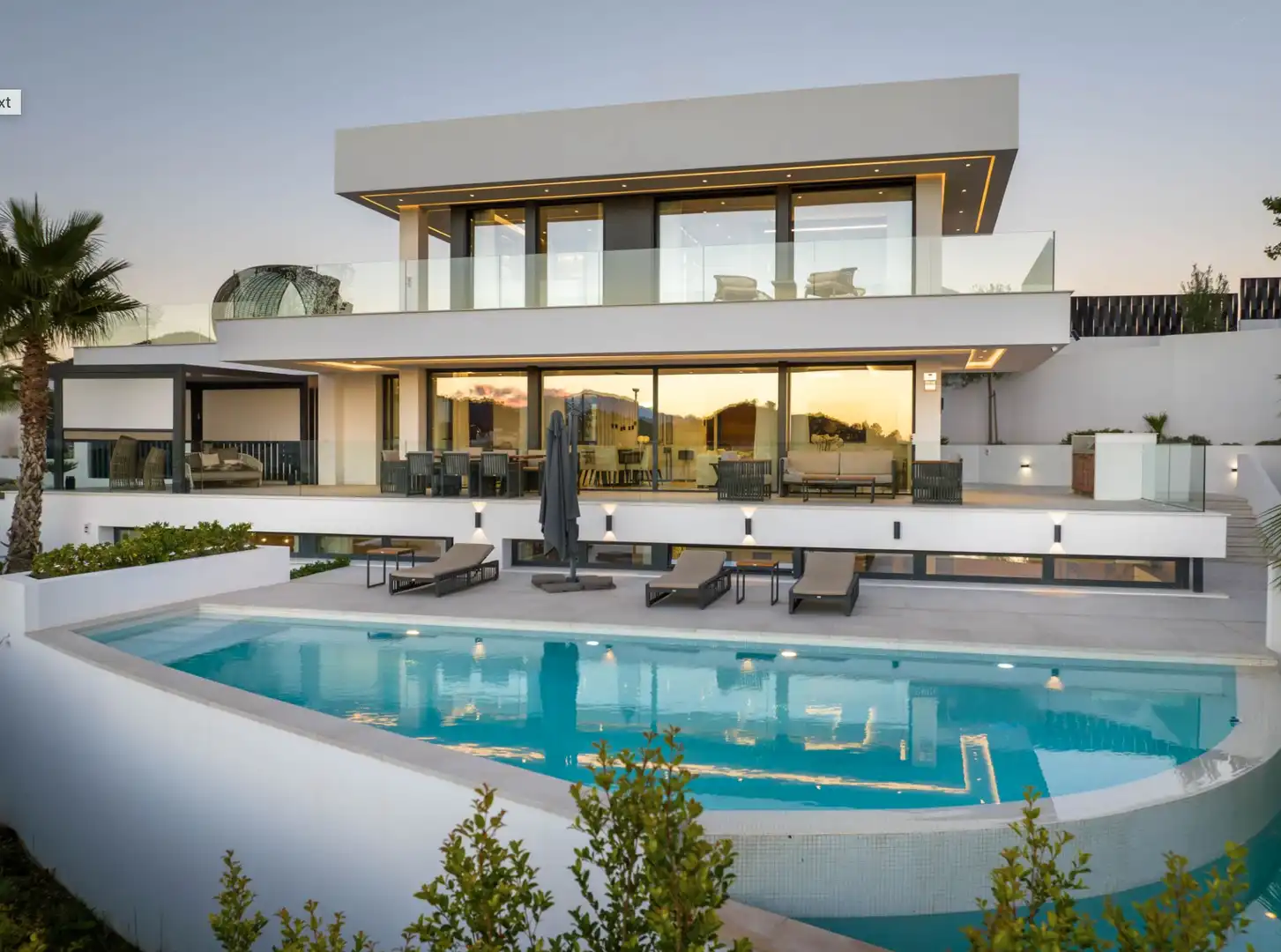 Casa con piscina in vendita a Nueva Andalucía