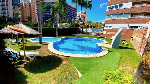 Piscina de Apartament en venda en Villajoyosa / La Vila Joiosa amb Aire condicionat, Calefacció i Terrassa