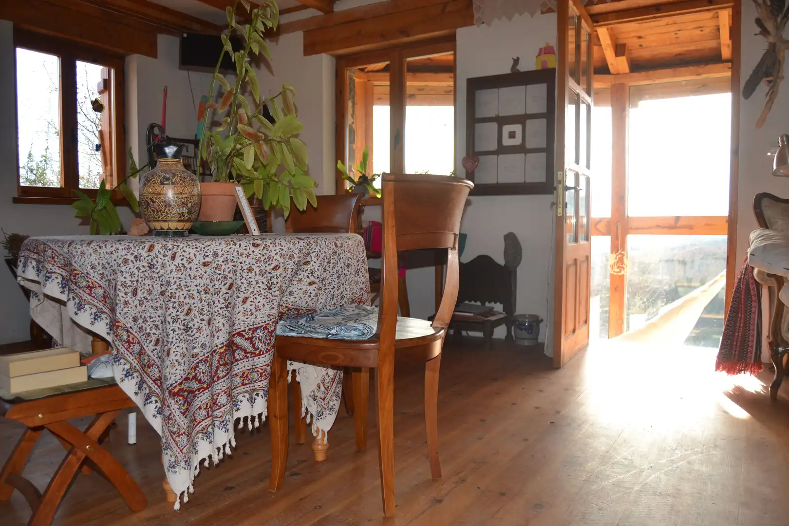 Esszimmer von Haus oder Chalet zum Verkauf in Aisa mit Heizung und Privatgarten