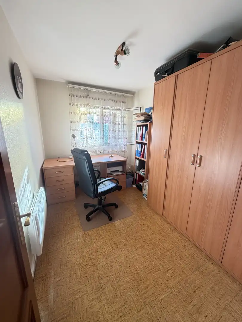 Habitación de Piso en venta en Castrillón con Jardín privado, Trastero y Amueblado